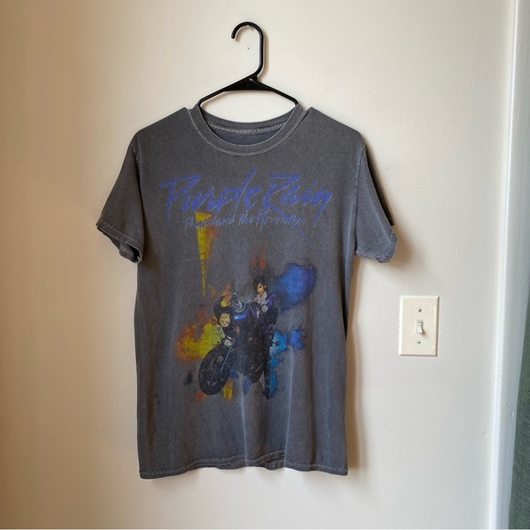 Prince Purple Rain graphic tee size womens small - Picture 1 of 8